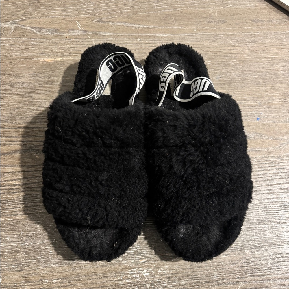 UGG Black Cozy Slippers with Plush Fuzzy Texture